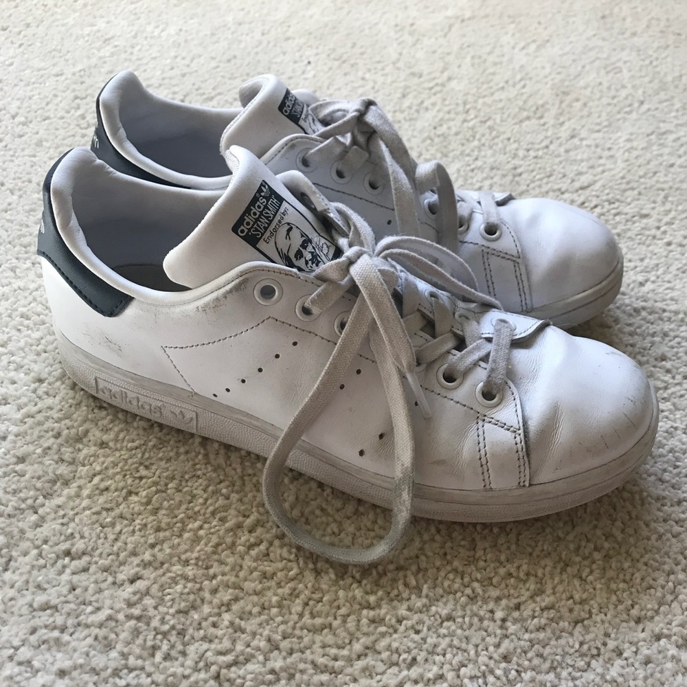 Adidas navy Stan Smiths